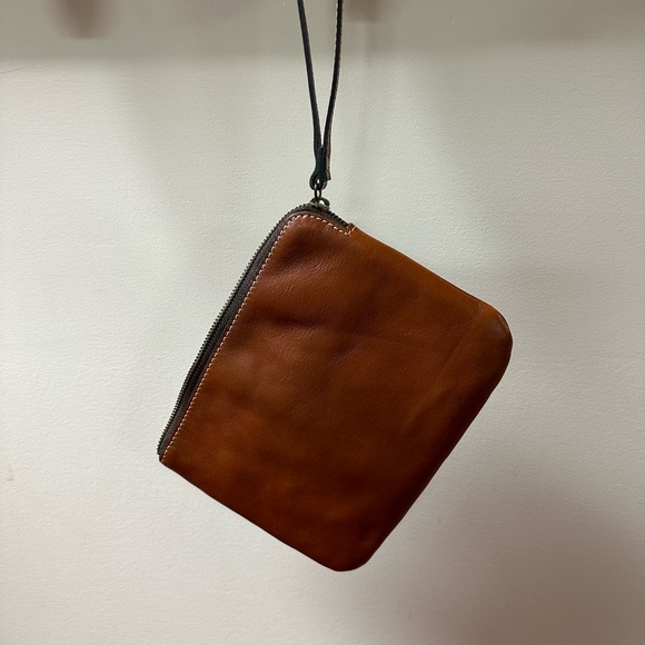 Patricia Nash Wristlet - Picture 5 of 5